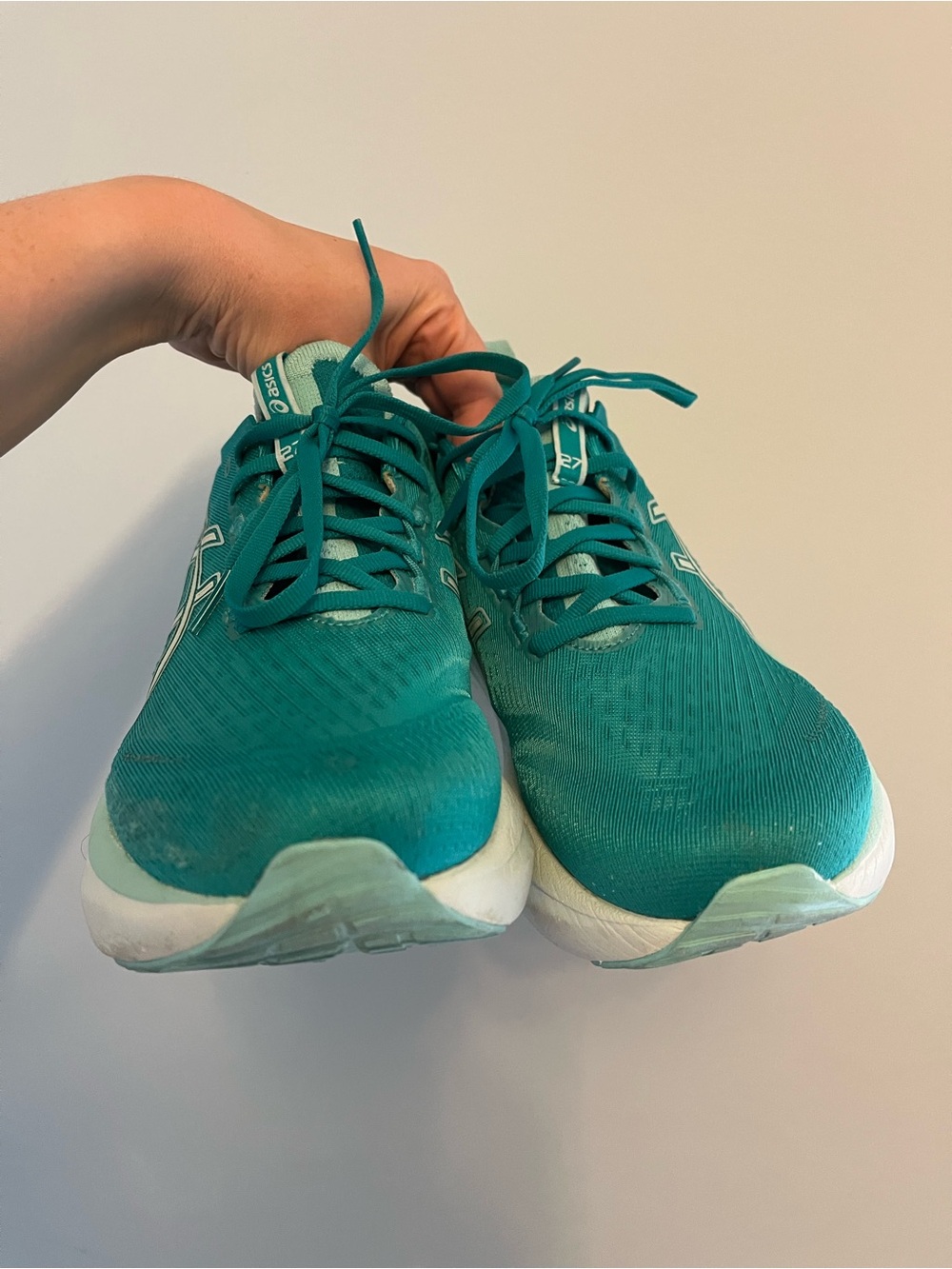Asics GEL-NIMBUS 27 Wave
Teal/Illuminate Mint Sz 9 - Picture 8 of 15